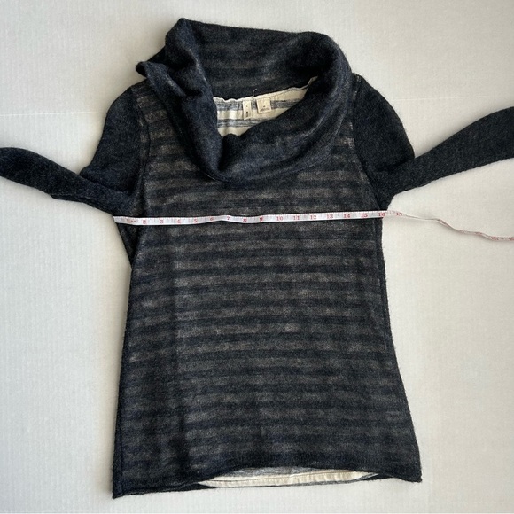 Anthropologie Moth Women’s Alpaca Wool Blend Two Layer Cowl Neck Sweater XS - Picture 6 of 12